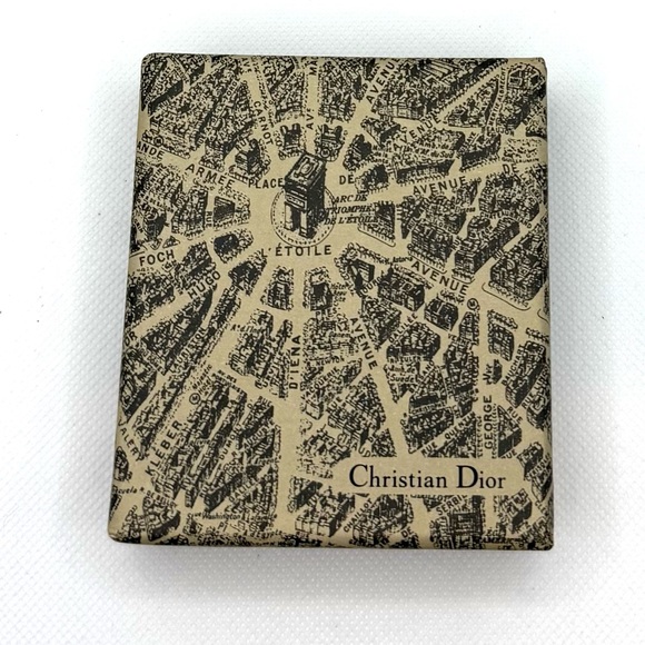 NIB Christian Dior lock and key VIP set - Picture 4 of 8